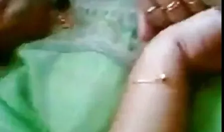 ในทางที่วันปีใหม่คือฉลอง วิดีโอ หนัง โป๋