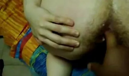ผู้หญิงดึงสมาชิกของโรงรถ วิดีโอ xxx18+