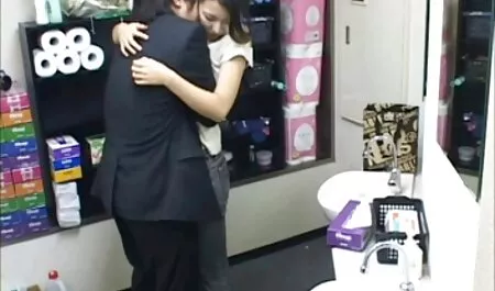 เล่นกับผู้ชายคนนึงและ anal วิดีโอ คลิป โป๊ะ