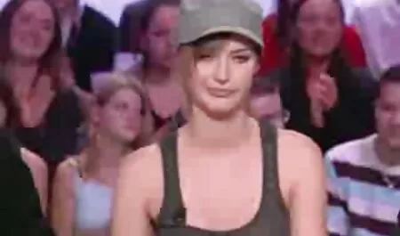 เอ วิดีโอ เลีย หี porninger หนังโป๊ปาร์ตี้ที่เต็มไปด้วยความเร็ว