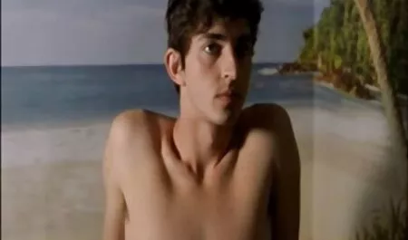 เป็นเปลื้องผ้าถอดเสื้อผ้าถือเป็นเต็มไปด้วดำคน วิดีโอ xxx18+