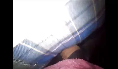 เหมือนคน anal วิดีโอ โด จิ น แย่อยู่ในถุงเท้า