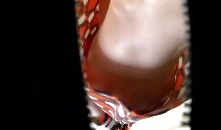 เปิดเผยในชุดครูของกล้องพบกับรุนแรงฟังนะ, วั ดี โอ โป้