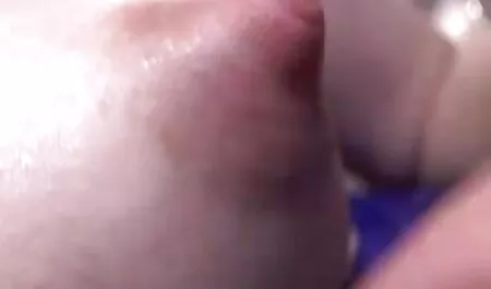 Mega หนัง วิดีโอ โป Busty ห่วยแตกงี่เง่า